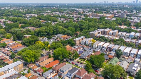 Tiny photo for 4938 N Central Park Avenue, Chicago, IL 60625 (MLS # 12459729)