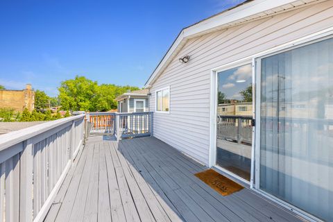 Tiny photo for 4938 N Central Park Avenue, Chicago, IL 60625 (MLS # 12459729)