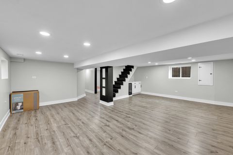 Tiny photo for 4938 N Central Park Avenue, Chicago, IL 60625 (MLS # 12459729)