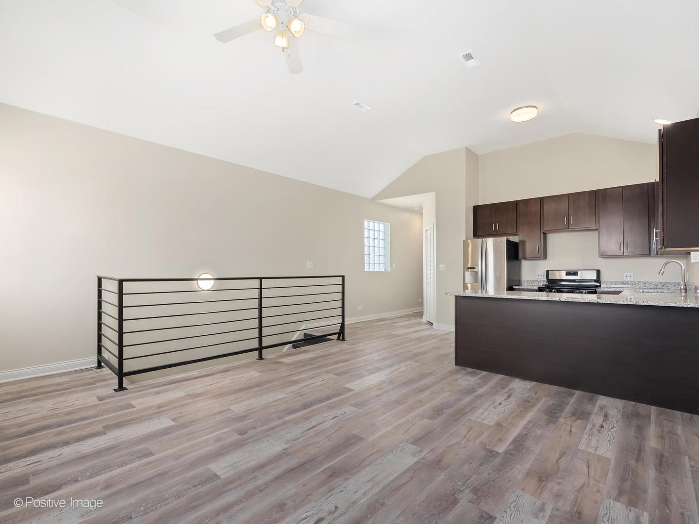 2855 W Arthington Street