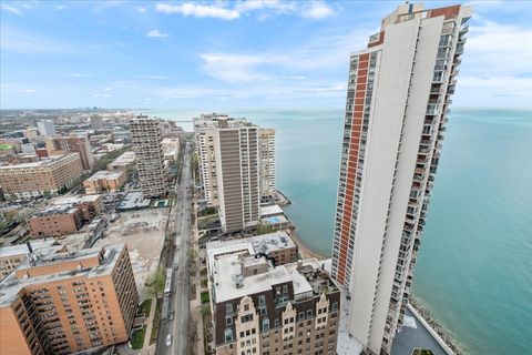 Tiny photo for 6033 N Sheridan Road #34M, Chicago, IL 60660 (MLS # 12577809)