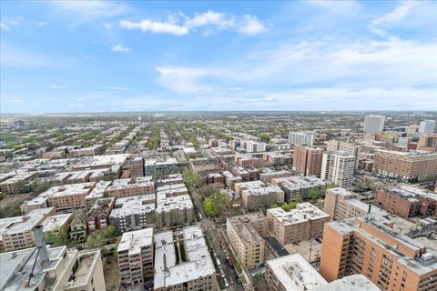 Tiny photo for 6033 N Sheridan Road #34M, Chicago, IL 60660 (MLS # 12577809)