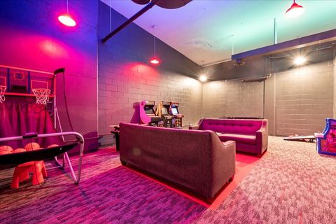 Tiny photo for 6033 N Sheridan Road #34M, Chicago, IL 60660 (MLS # 12577809)