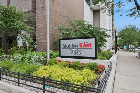 Photo of 6033 N Sheridan Road #34M, Chicago, IL 60660 (MLS # 12577809)