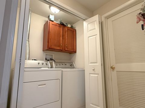 Tiny photo for 115 Hillwood Place #115, Aurora, IL 60506 (MLS # 12457494)