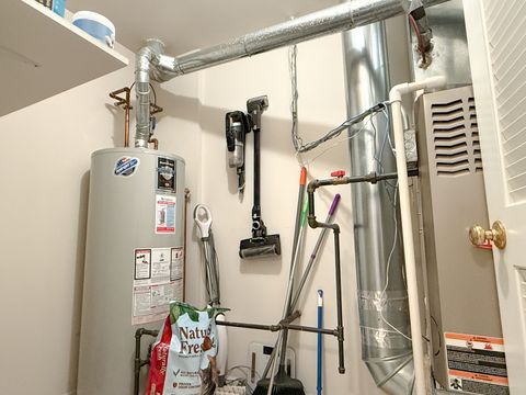 Tiny photo for 115 Hillwood Place #115, Aurora, IL 60506 (MLS # 12457494)