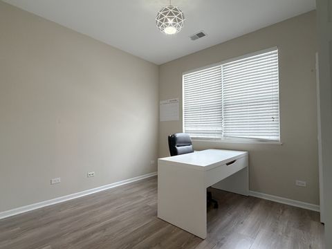 Tiny photo for 115 Hillwood Place #115, Aurora, IL 60506 (MLS # 12457494)