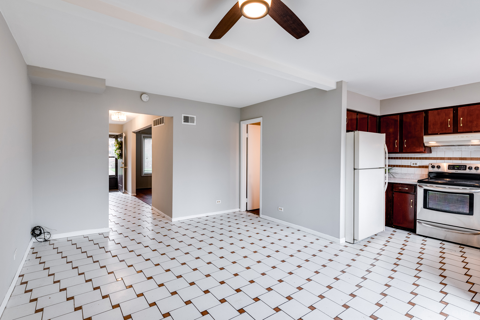 18W269 Kirkland Lane