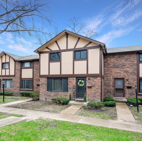 18W269 Kirkland Lane Villa Park IL 60181