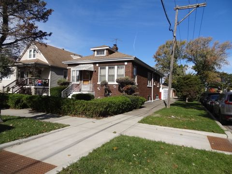 Photo of 6934 W Oakdale Avenue, Chicago, IL 60634 (MLS # 12504506)