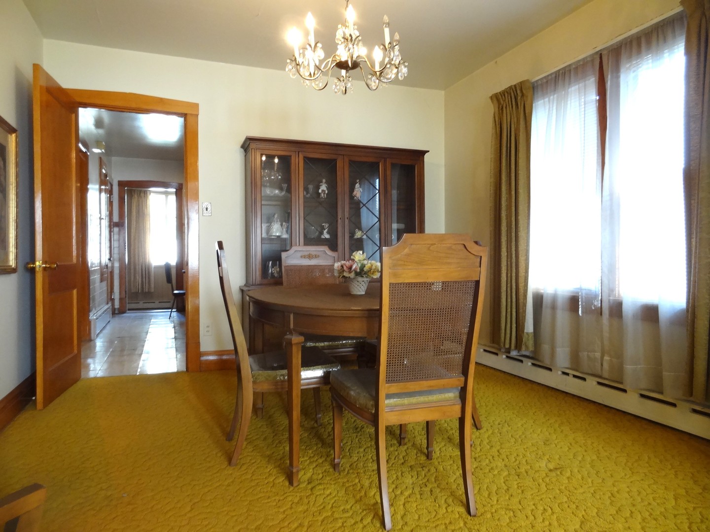 6934 W Oakdale Avenue