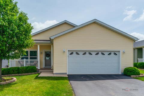 Photo of 1459 Equestrian Drive, Grayslake, IL 60030 (MLS # 12694067)