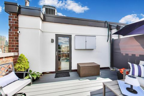 Tiny photo for 2868 N Orchard Street, Chicago, IL 60657 (MLS # 12681446)