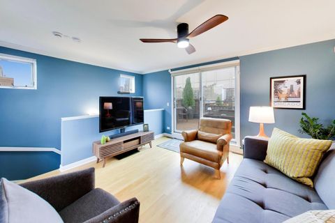 Tiny photo for 2868 N Orchard Street, Chicago, IL 60657 (MLS # 12681446)