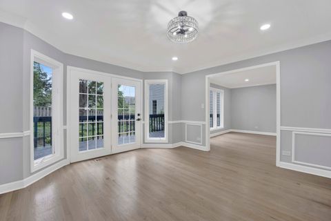 Tiny photo for 5701 Foxgate Lane, Hinsdale, IL 60521 (MLS # 12479441)