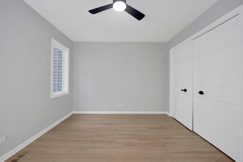 Tiny photo for 5701 Foxgate Lane, Hinsdale, IL 60521 (MLS # 12479441)