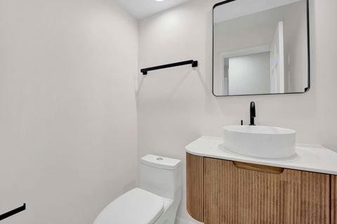 Tiny photo for 5701 Foxgate Lane, Hinsdale, IL 60521 (MLS # 12479441)