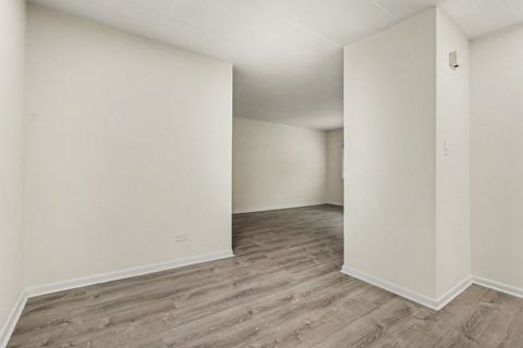 Tiny photo for 135 S Kenilworth Avenue #6, Oak Park, IL 60302 (MLS # 12629019)