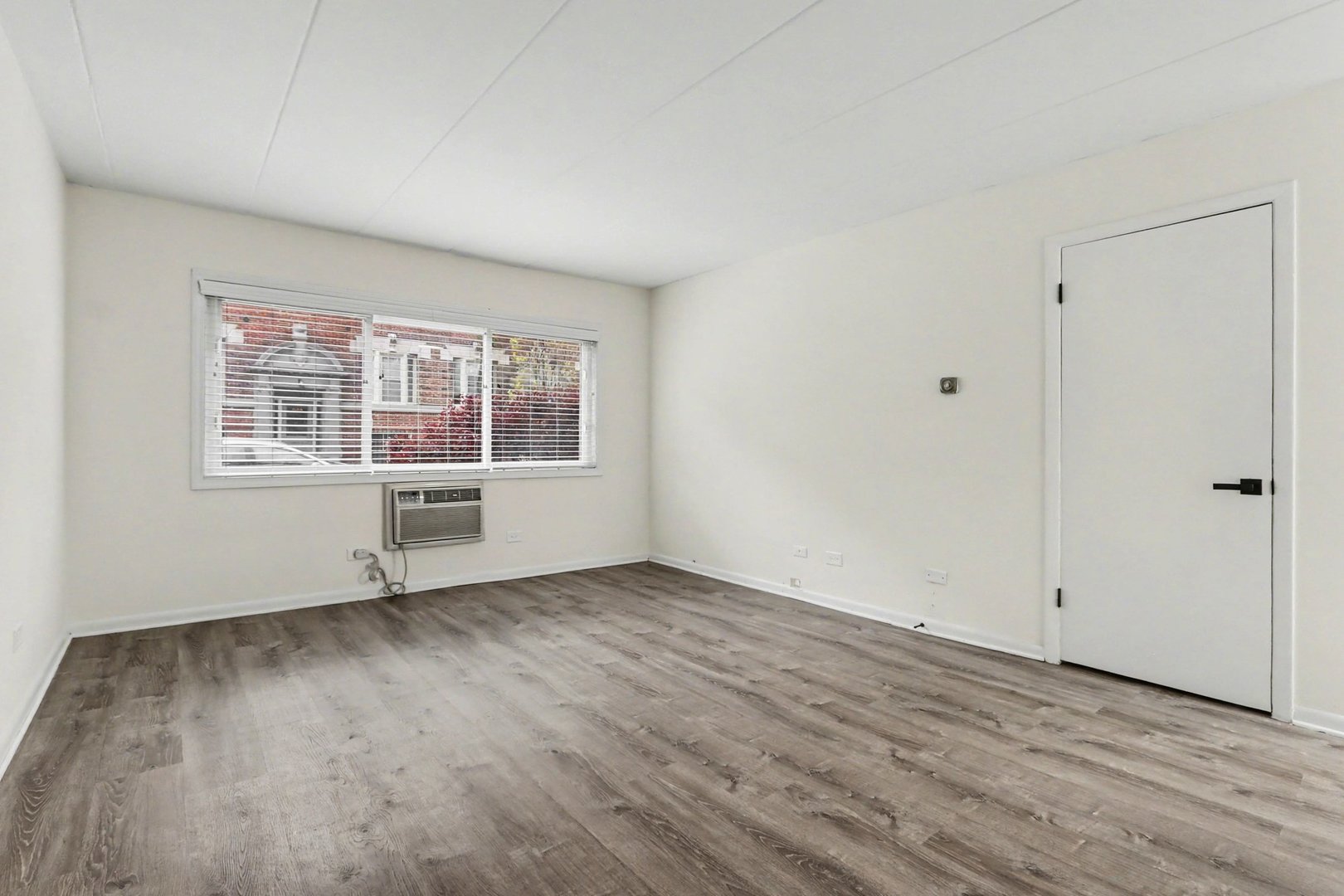 135 S Kenilworth Avenue 6