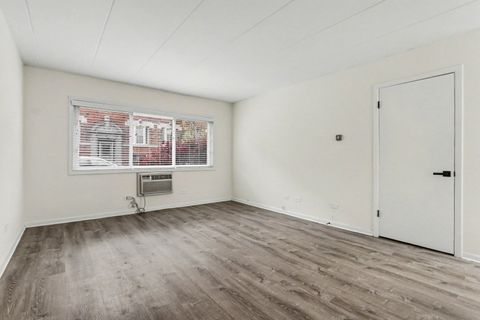 Tiny photo for 135 S Kenilworth Avenue #6, Oak Park, IL 60302 (MLS # 12629019)