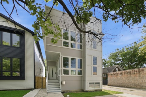 Tiny photo for 1537 SCOVILLE Avenue, Berwyn, IL 60402 (MLS # 12743531)