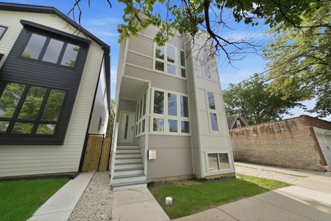 Tiny photo for 1537 SCOVILLE Avenue, Berwyn, IL 60402 (MLS # 12743531)