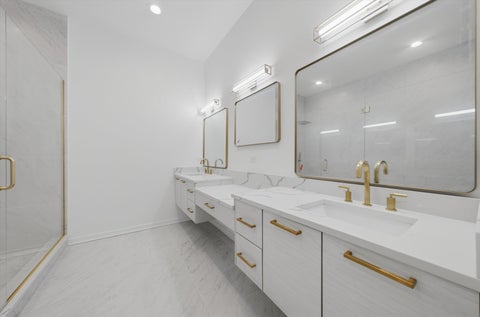 Tiny photo for 1537 SCOVILLE Avenue, Berwyn, IL 60402 (MLS # 12743531)