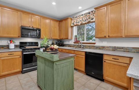 Tiny photo for 2721 Lansdale Avenue, Aurora, IL 60503 (MLS # 12580277)