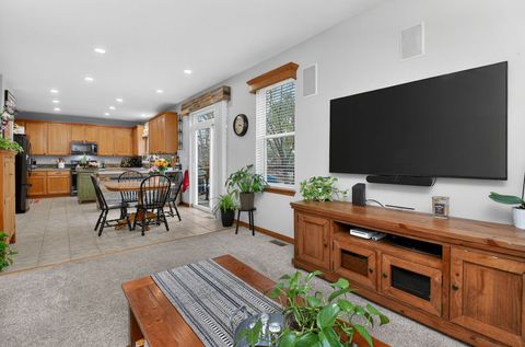 Tiny photo for 2721 Lansdale Avenue, Aurora, IL 60503 (MLS # 12580277)