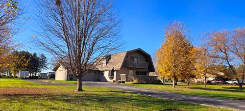 A home in Beecher