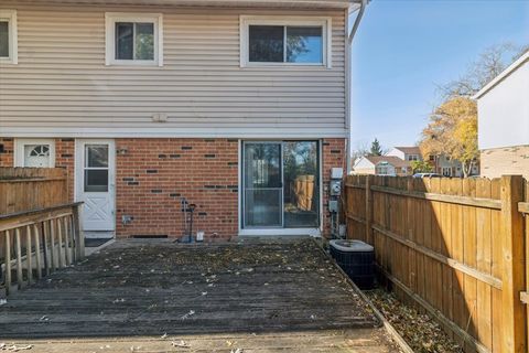 Tiny photo for Streamwood, IL 60107 (MLS # 12295490)