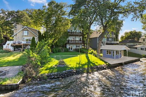 9 Lakeside Lane Fox Lake IL 60020