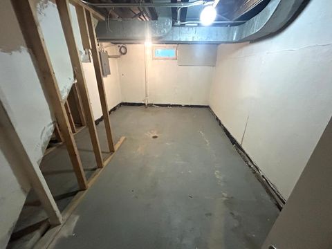 Tiny photo for 656 E 159th Place, South Holland, IL 60473 (MLS # 12562642)