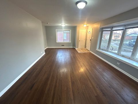 Tiny photo for 656 E 159th Place, South Holland, IL 60473 (MLS # 12562642)