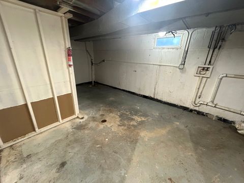 Tiny photo for 656 E 159th Place, South Holland, IL 60473 (MLS # 12562642)