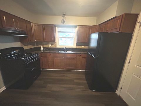 Tiny photo for 656 E 159th Place, South Holland, IL 60473 (MLS # 12562642)