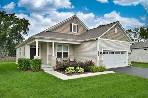Tiny photo for 768 Eagle Court, Addison, IL 60101 (MLS # 12735294)