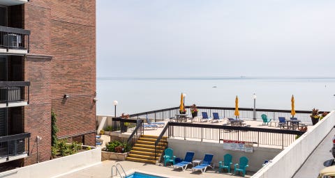 Tiny photo for 5901 N Sheridan Road #2J, Chicago, IL 60660 (MLS # 12716669)
