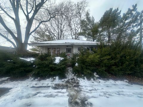 Photo of Hoopeston, IL 60942 (MLS # 12627074)