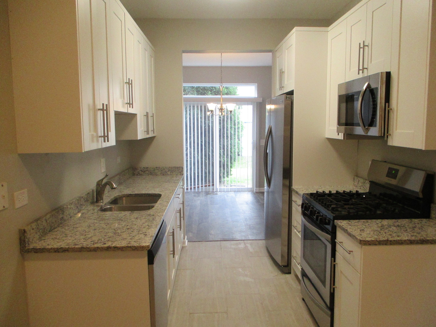 989 MESA Drive 989