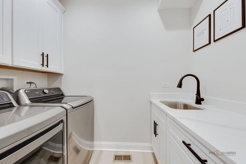 Tiny photo for 82 Prairie Court, Wheeling, IL 60090 (MLS # 12716038)