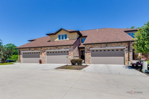 Photo of 82 Prairie Court, Wheeling, IL 60090 (MLS # 12716038)