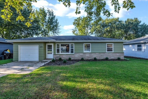 Photo of 103 Liberty Boulevard, Machesney Park, IL 61115 (MLS # 12782448)