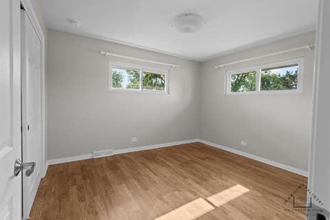 Tiny photo for 500 Florian Drive, Des Plaines, IL 60016 (MLS # 12714973)
