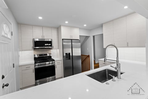 Tiny photo for 500 Florian Drive, Des Plaines, IL 60016 (MLS # 12714973)