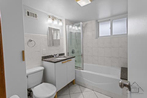 Tiny photo for 500 Florian Drive, Des Plaines, IL 60016 (MLS # 12714973)
