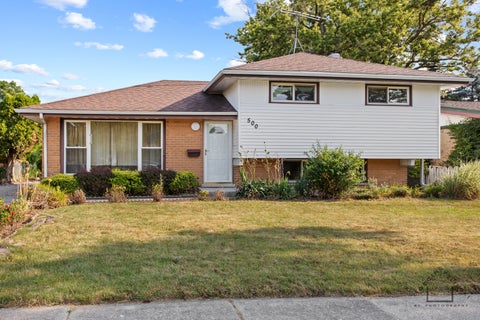 Photo of 500 Florian Drive, Des Plaines, IL 60016 (MLS # 12714973)