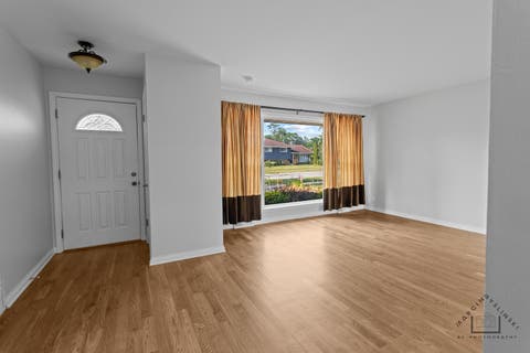Tiny photo for 500 Florian Drive, Des Plaines, IL 60016 (MLS # 12714973)