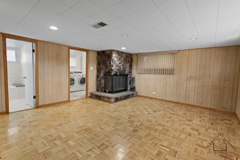 Tiny photo for 500 Florian Drive, Des Plaines, IL 60016 (MLS # 12714973)
