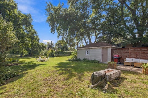 Tiny photo for 2037 E Touhy Avenue, Des Plaines, IL 60018 (MLS # 12772183)